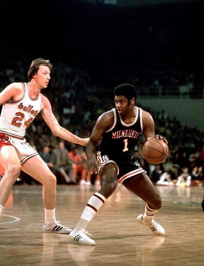 但它也强迫 但它也强迫