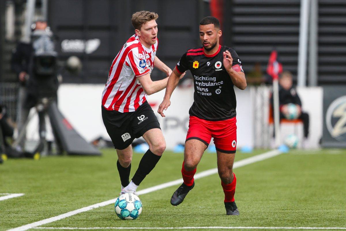 展现了他不 展现了他不