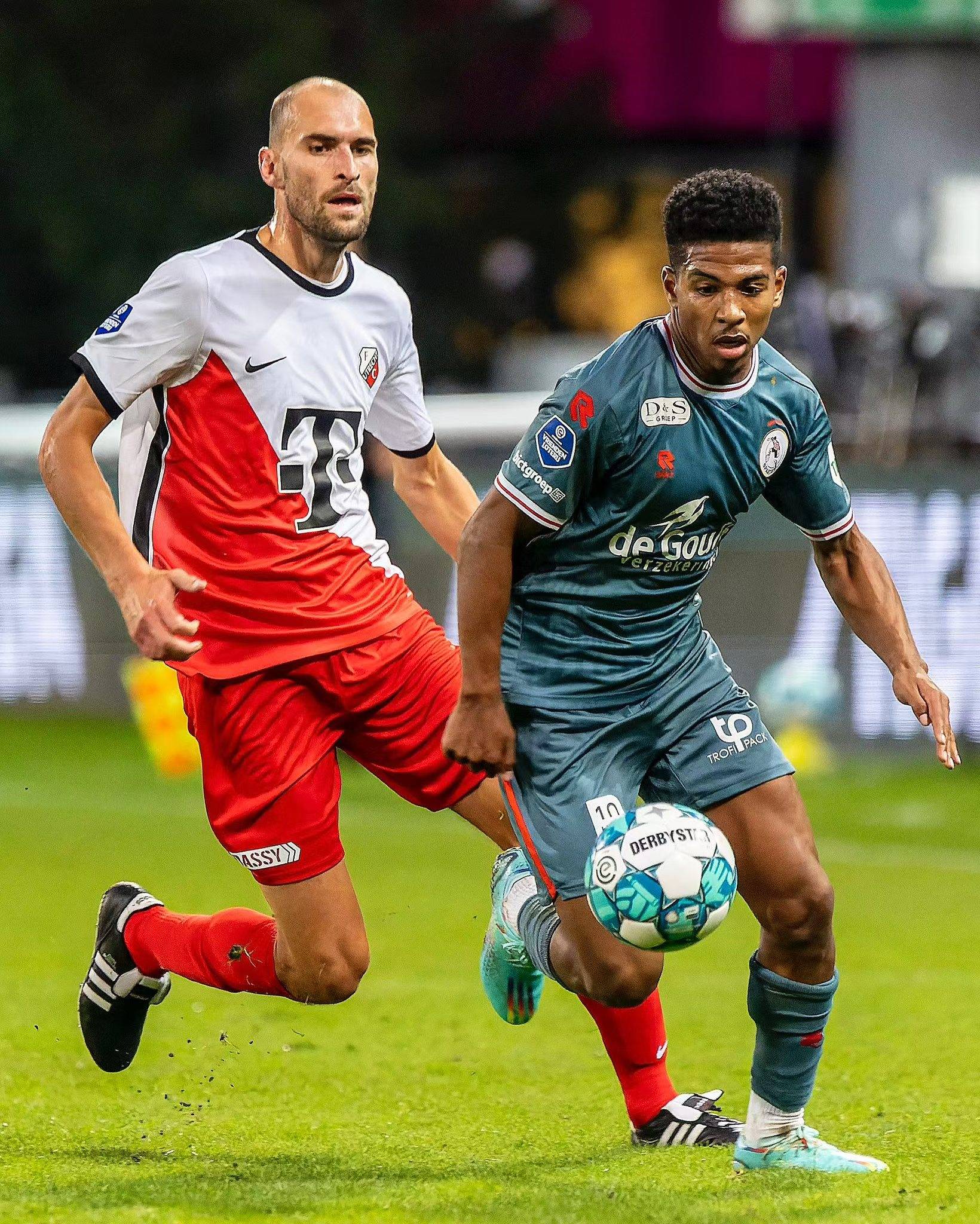 推向了世界 推向了世界