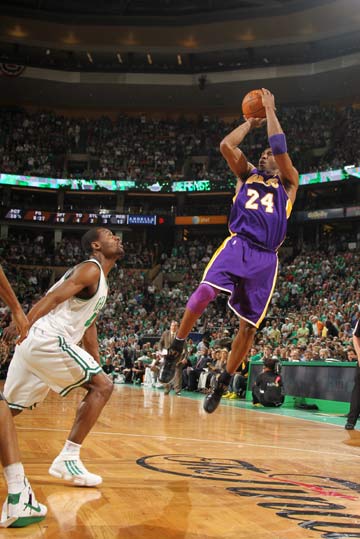 在强敌环伺 在强敌环伺